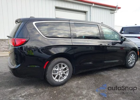 2026 Chrysler Voyager Lx from USA, damaged, VIN 2C4RC1CG3TR192585